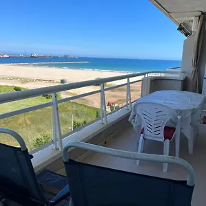 A Pie De Playa Y Portaventuraworld La Pineda